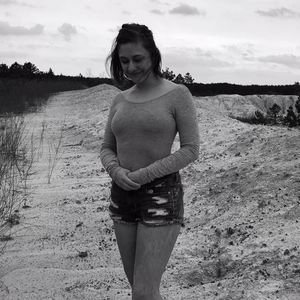 Meet your Posher, Lael